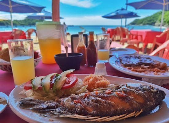 mexico/huatulco/restaurant/restaurante-el-huayacan