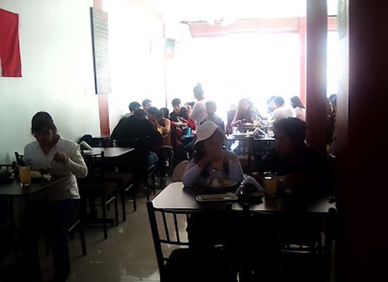 peru/apurimac/restaurant/restaurant-d-leos
