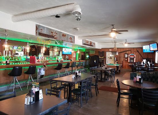 michigan/the-thumb/restaurant/the-boondocks-pub