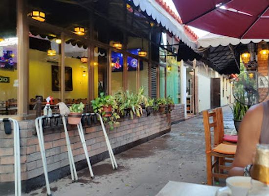 mexico/mazatlan/restaurant/gus-gus-restaurant-bar-grill