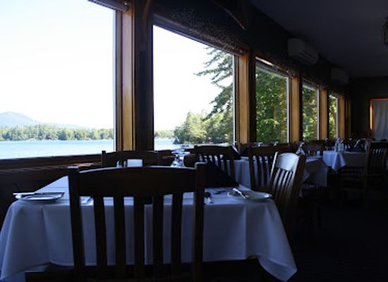 new-york/adirondack-mountains/restaurant/algonquin-restaurant