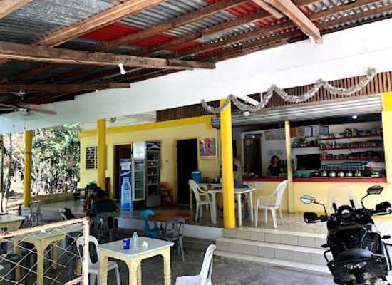 philippines/panglao-island/restaurant/andrea-s-kawayan-eatery