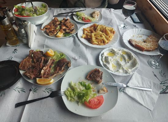 albania/gramsh/restaurant/restorant-redi