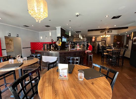 canada/regina/downtown-regina/restaurant/the-roof-top-bar-and-grill