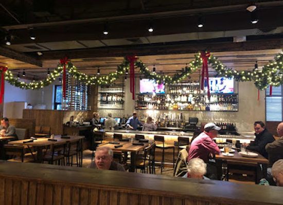 mississippi/tupelo/restaurant/harveys