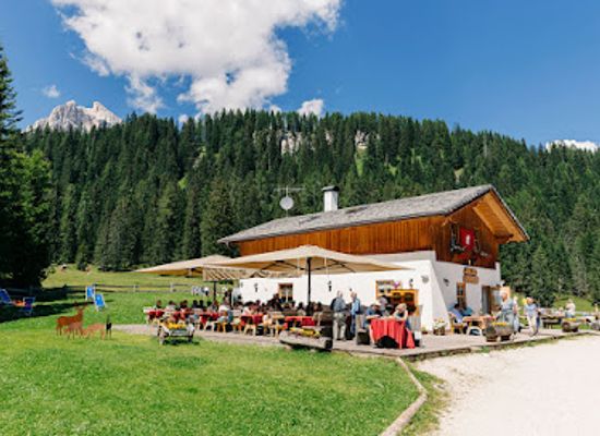 italy/cortina-d-ampezzo/restaurant/pezie-de-paru