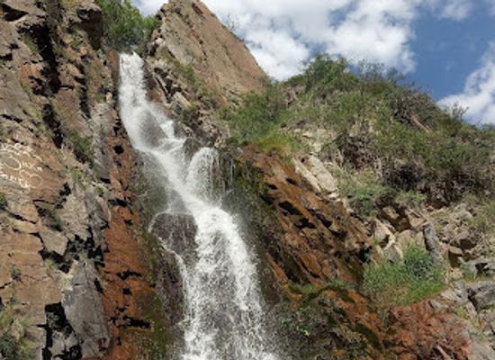 kazakhstan/turgen-gorge/restaurant/medvezhiy-vodopad-v-turgen-skom-ushchel-ye