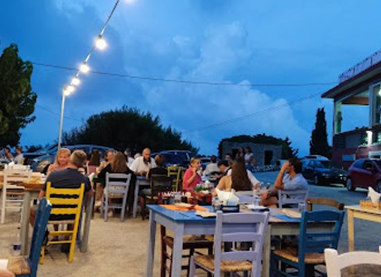 greece/ionian-islands/restaurant/ladokolla-stin-plagia