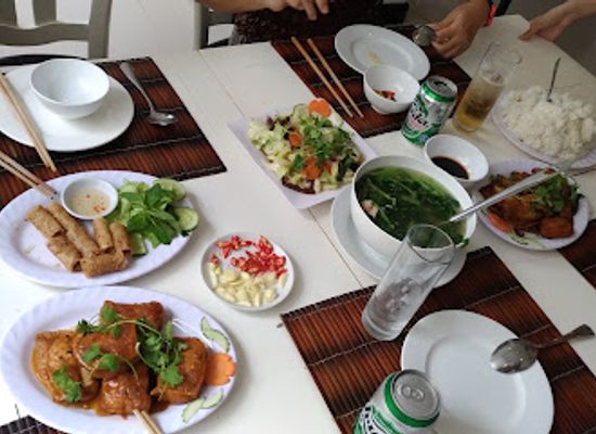 vietnam/hue/restaurant/banana-flower-restaurant