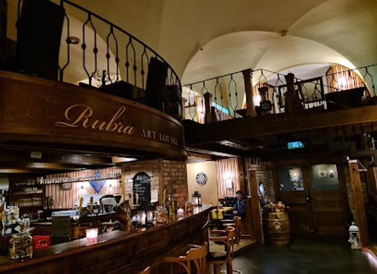 hungary/vac/restaurant/rubra-art-lounge