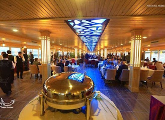 iraq/western-desert/restaurant/jadiriyah-floating-restaurant