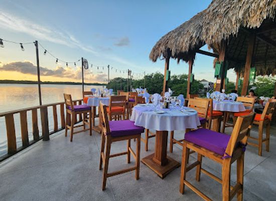 belize/northern-belize/restaurant/purple-pelican-restaurant
