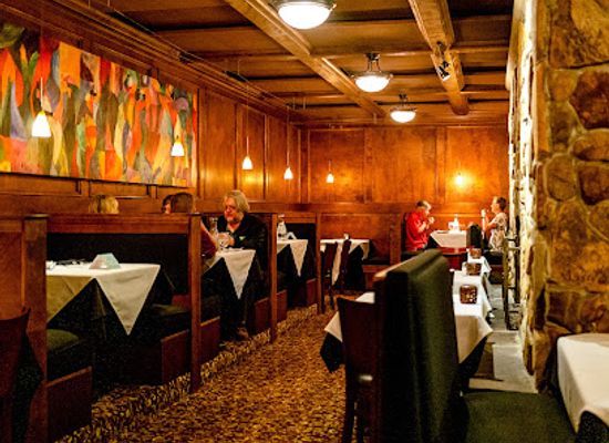 north-carolina/great-smoky-mountains/restaurant/the-copper-door