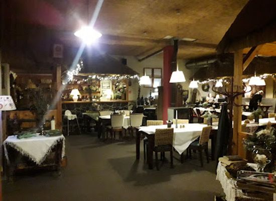 slovakia/podpolanie/restaurant/slovensky-dvor