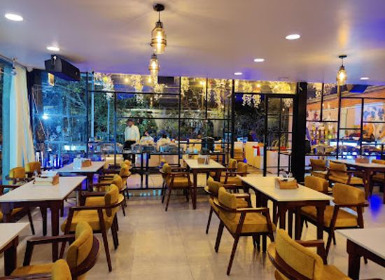 india/hyderabad/hussain-sagar/restaurant/10d-bistro-thrill-city