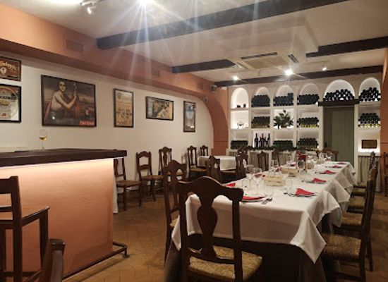 spain/cordoba/san-basilio/restaurant/taberna-caballerizas-reales-4