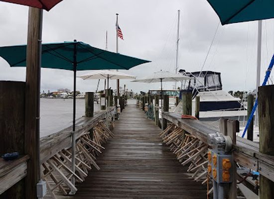 florida/fort-myers/fort-myers-beach/restaurant/bonita-bills-waterfront-cafe