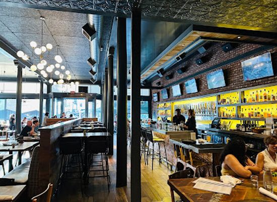 california/mountain-view/restaurant/eureka-mountain-view