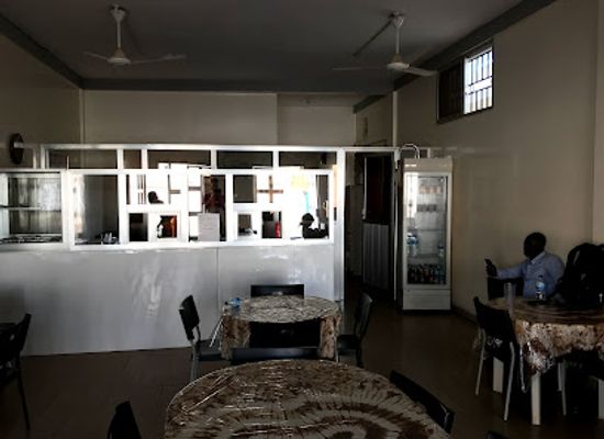 the-gambia/jokadu/restaurant/jankey-jobe-s-memorial-restaurant