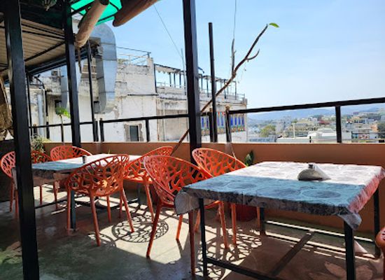 india/udaipur/restaurant/jag-niwas-rooftop-restaurant