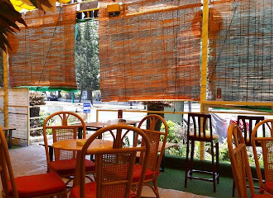 vietnam/vung-tau/front-beach/restaurant/belly-s-watering-hole