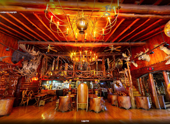 michigan/the-thumb/restaurant/legs-inn