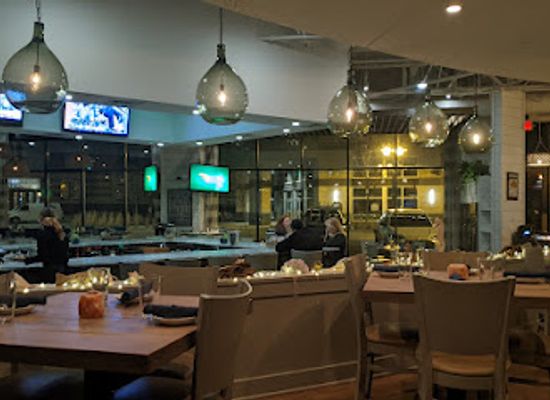 indiana/indianapolis/restaurant/salt-on-mass