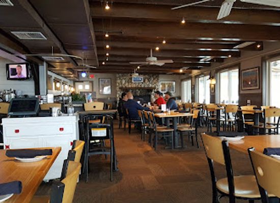 massachusetts/newburyport/restaurant/michael-s-harborside-restaurant-bar