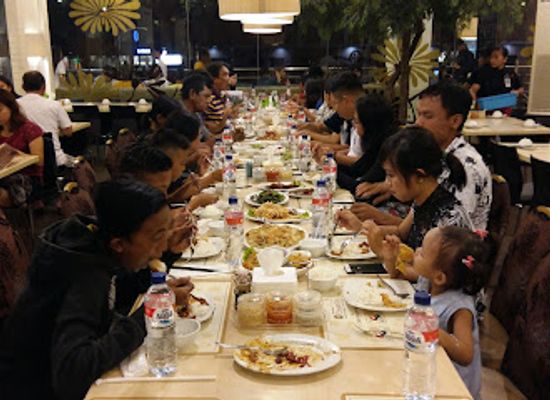 indonesia/manado/restaurant/cuan-tin-chinese-food-resto-halal