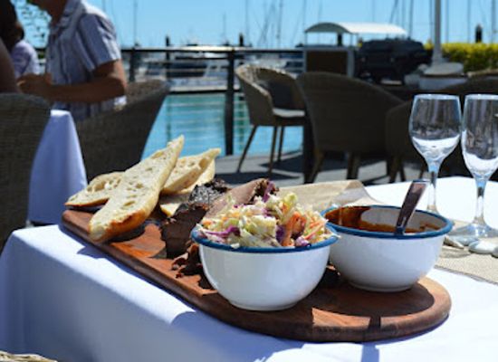 australia/airlie-beach/restaurant/d-livery-airlie-beach