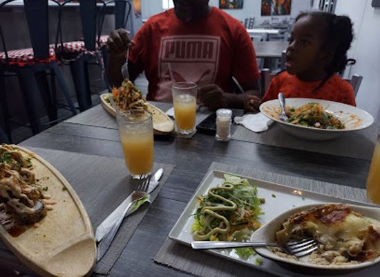 saint-lucia/vieux-fort-quarter/restaurant/twa-kabawe