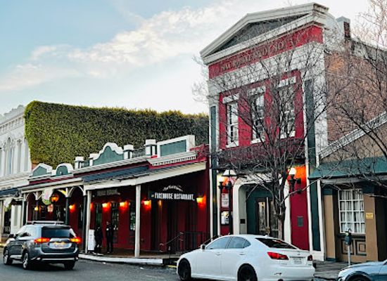 california/sacramento/old-sacramento-historic-district/restaurant/the-firehouse-restaurant