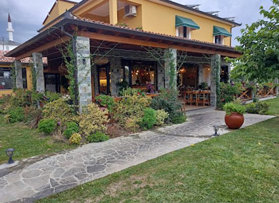 albania/gramsh/restaurant/restorant-deviseld
