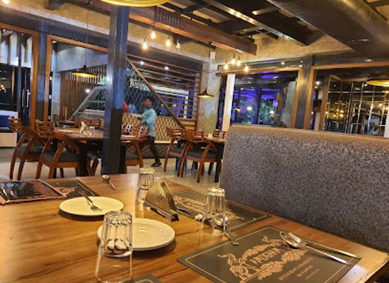 india/hyderabad/hussain-sagar/restaurant/amogham-lake-view-restaurant-banquets