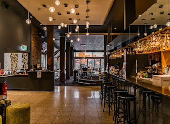australia/adelaide/restaurant/red-ochre-barrel-and-grill