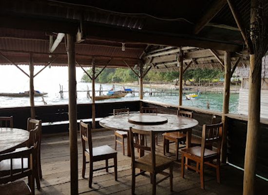 indonesia/riau-islands/restaurant/bamboo-beach-restaurant-and-home-stay