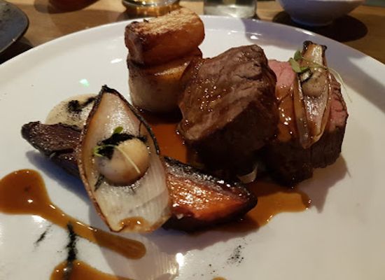 united-kingdom/cumbria/restaurant/lounge-on-the-green