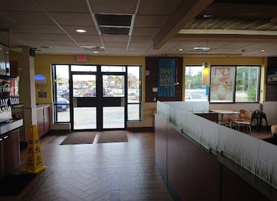 guam/santa-rita/restaurant/wendy-s-naval-base