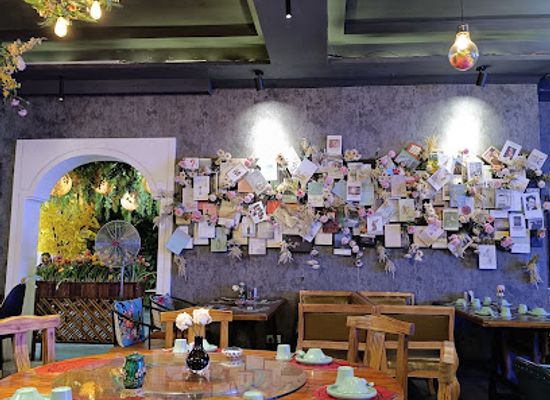 nigeria/south-east/restaurant/south-east-asia-music-restaurant