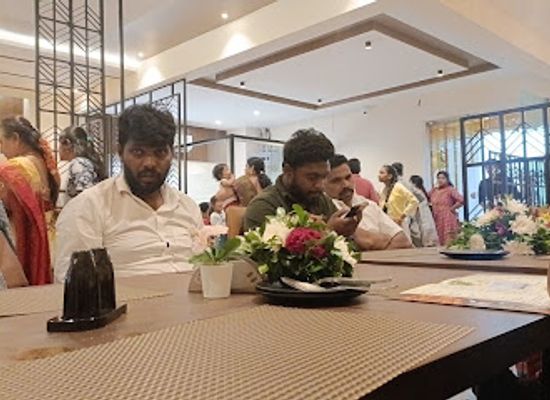 india/visakhapatnam/simhachalam/restaurant/sitara-grand-restaurant