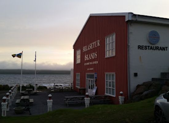 iceland/westfjords/restaurant/sjavarborg-restaurant
