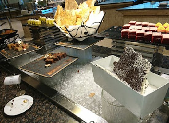 jordan/dead-sea/restaurant/ambrosia-restaurant-dead-sea