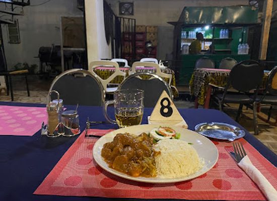 the-gambia/serrekunda/restaurant/aroma-bar-restaurant