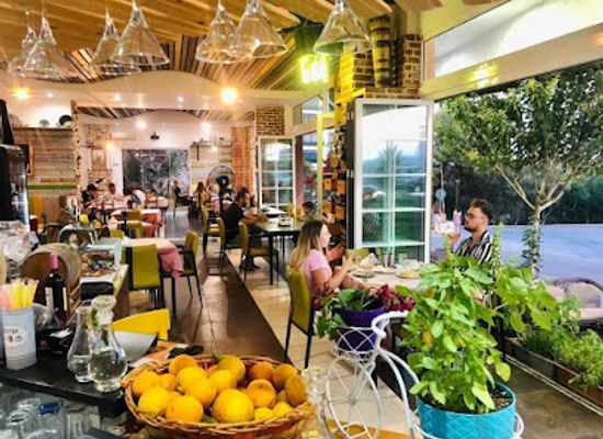 albania/saranda/restaurant/mama-s-kitchen-sarande
