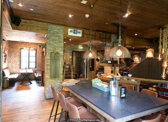 norway/oppland/restaurant/egon