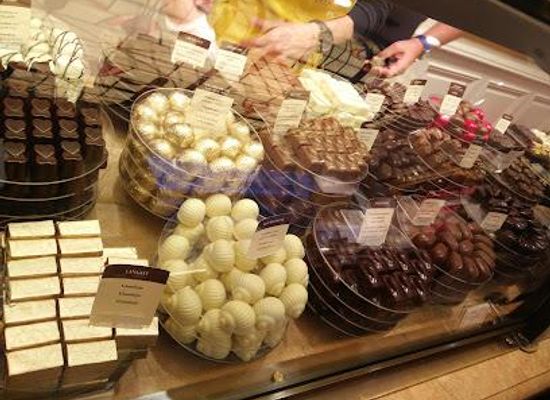 belgium/antwerp/restaurant/chocolaterie-mary