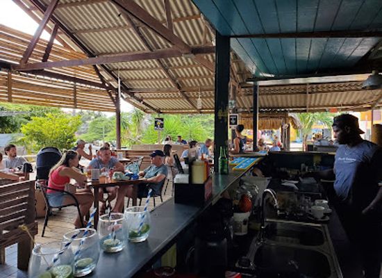 curacao/boca-hulu/restaurant/discover-lagun