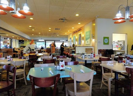 iowa/dubuque/restaurant/village-inn