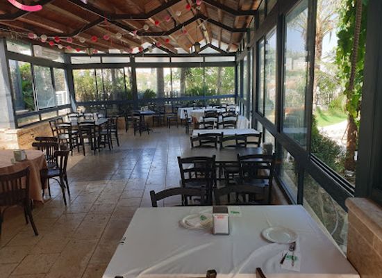 israel/jordan-valley/restaurant/naura