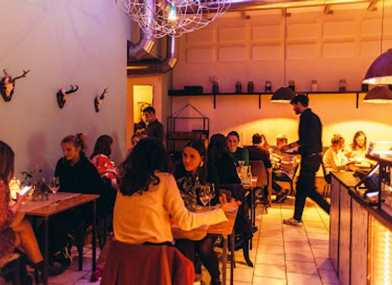 austria/vienna/mariahilf/restaurant/otto-bauer